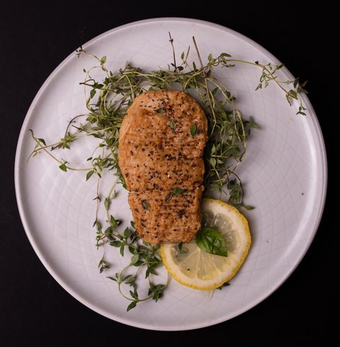 SeaSpire unveils its plant-based whole-cut snapper for APAC